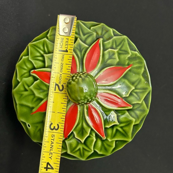 Vintage Enesco Green Poinsettia Christmas Bowl with Lid Sugar/Candy/Cookie/Nut - Picture 8 of 8